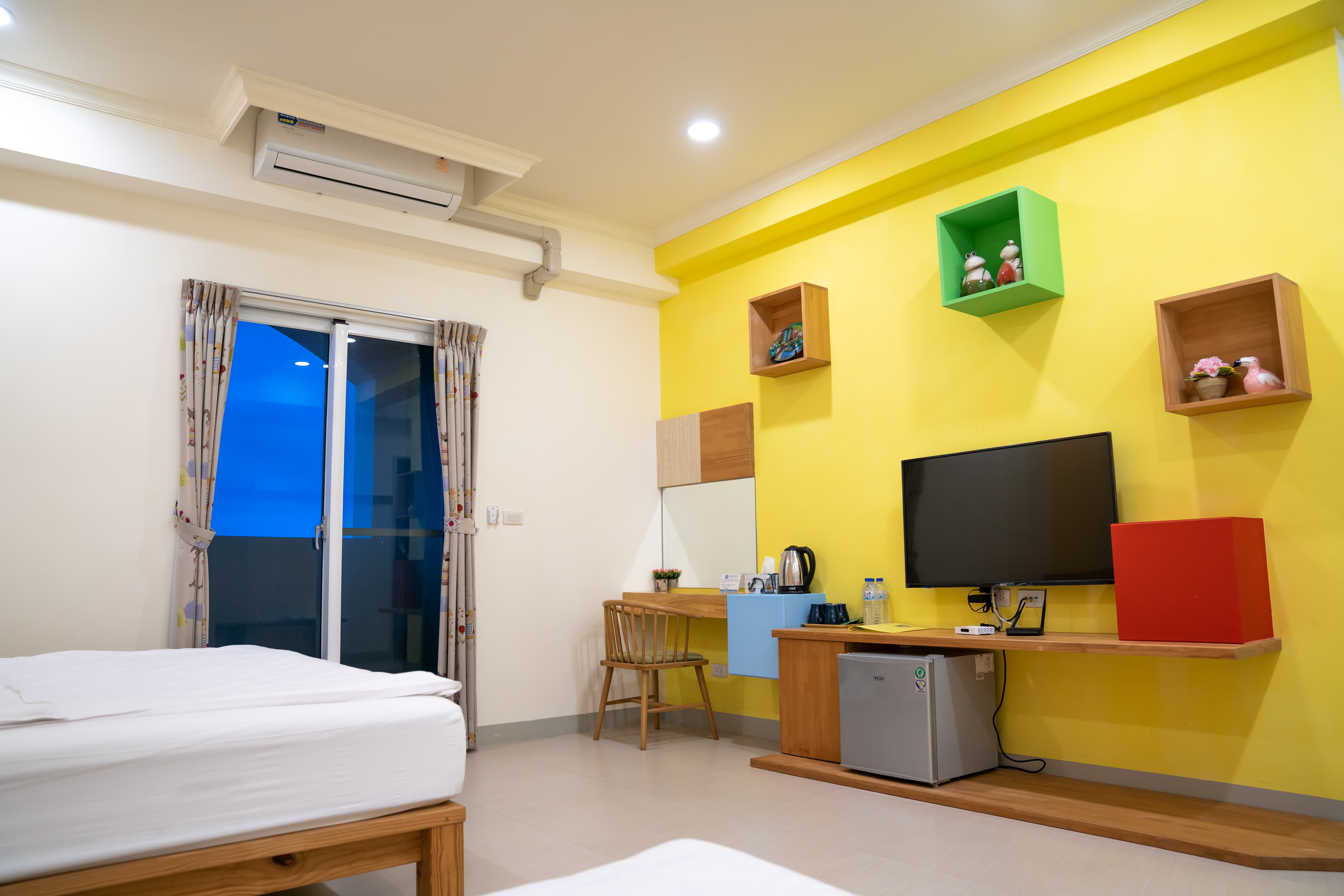 澎湖旅遊-郁金黃四人房